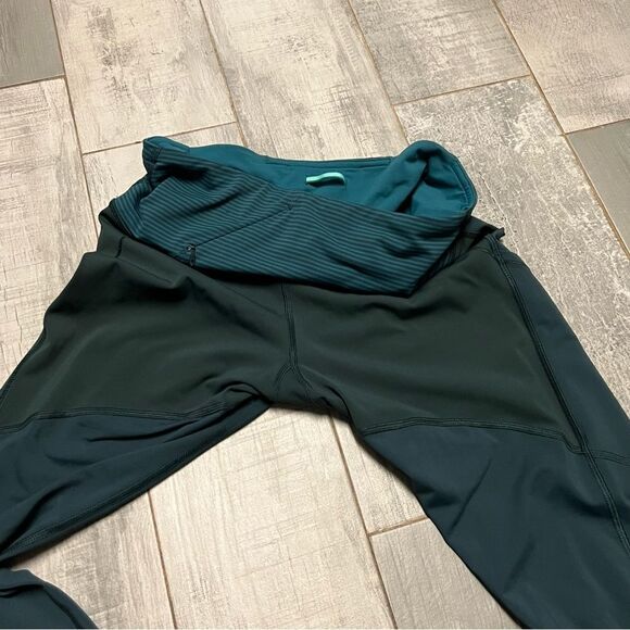 LULULEMON Rebel Green Navy Blue Stripe Luxtreme Tights Ankle Zipper Legging 6 - Picture 11 of 16